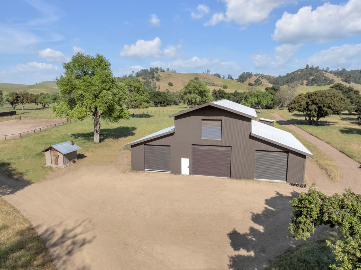 770 Limekiln Road Hollister, CA 95023 - Photo 6 of 32