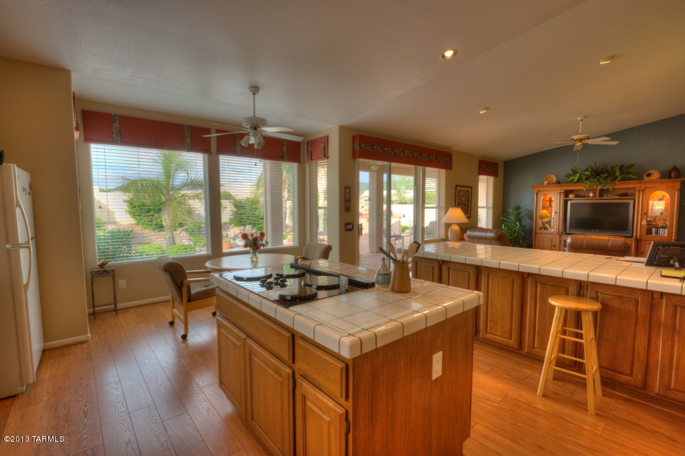 65832 East Desert Ridge Drive Tucson, AZ 85739 - Photo 6 of 25