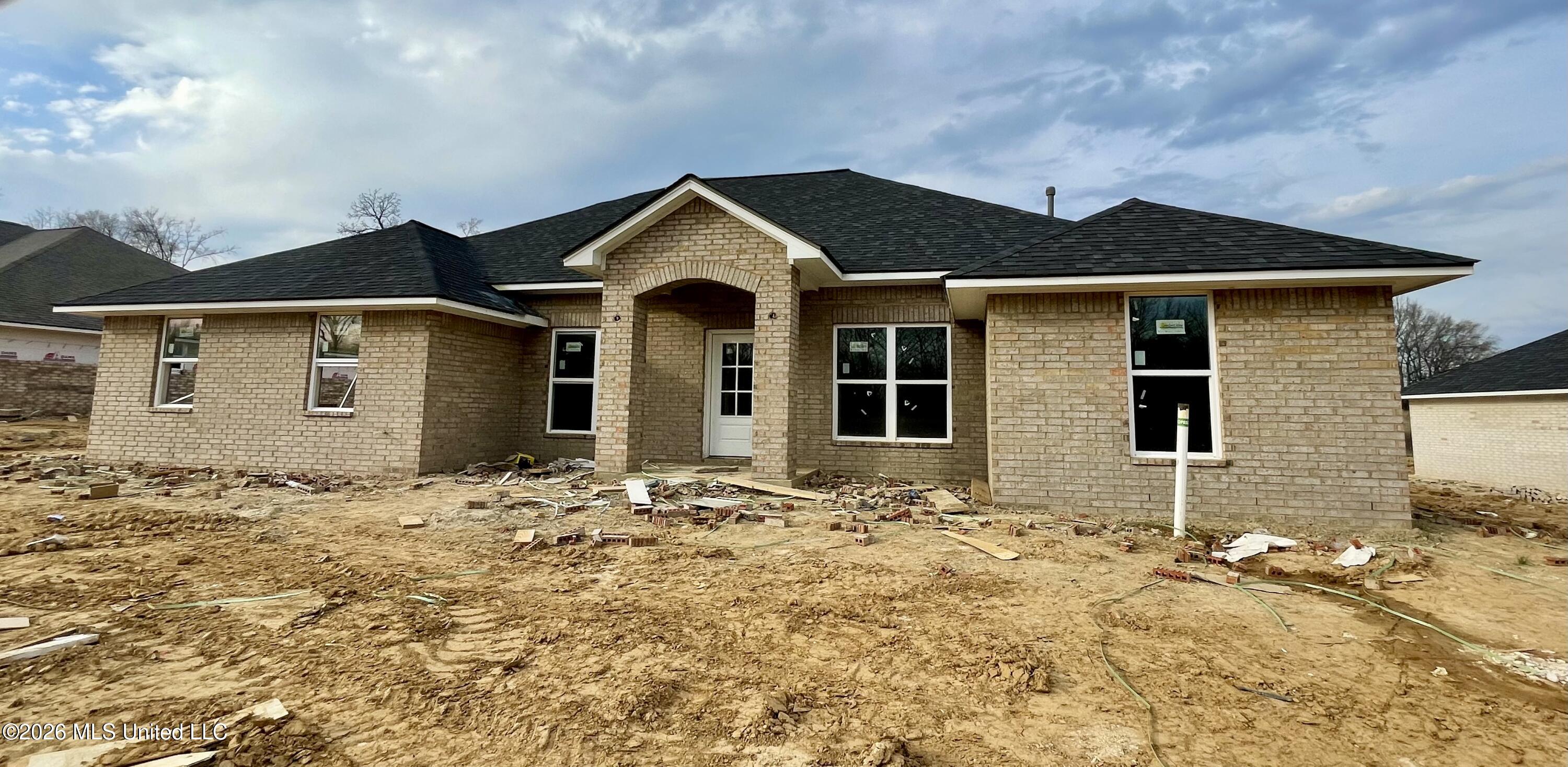 70 Farley Road Byhalia, MS 38611 - Photo 2 of 11 126536B2-59F4-4C8C-86B8-102AB795734B