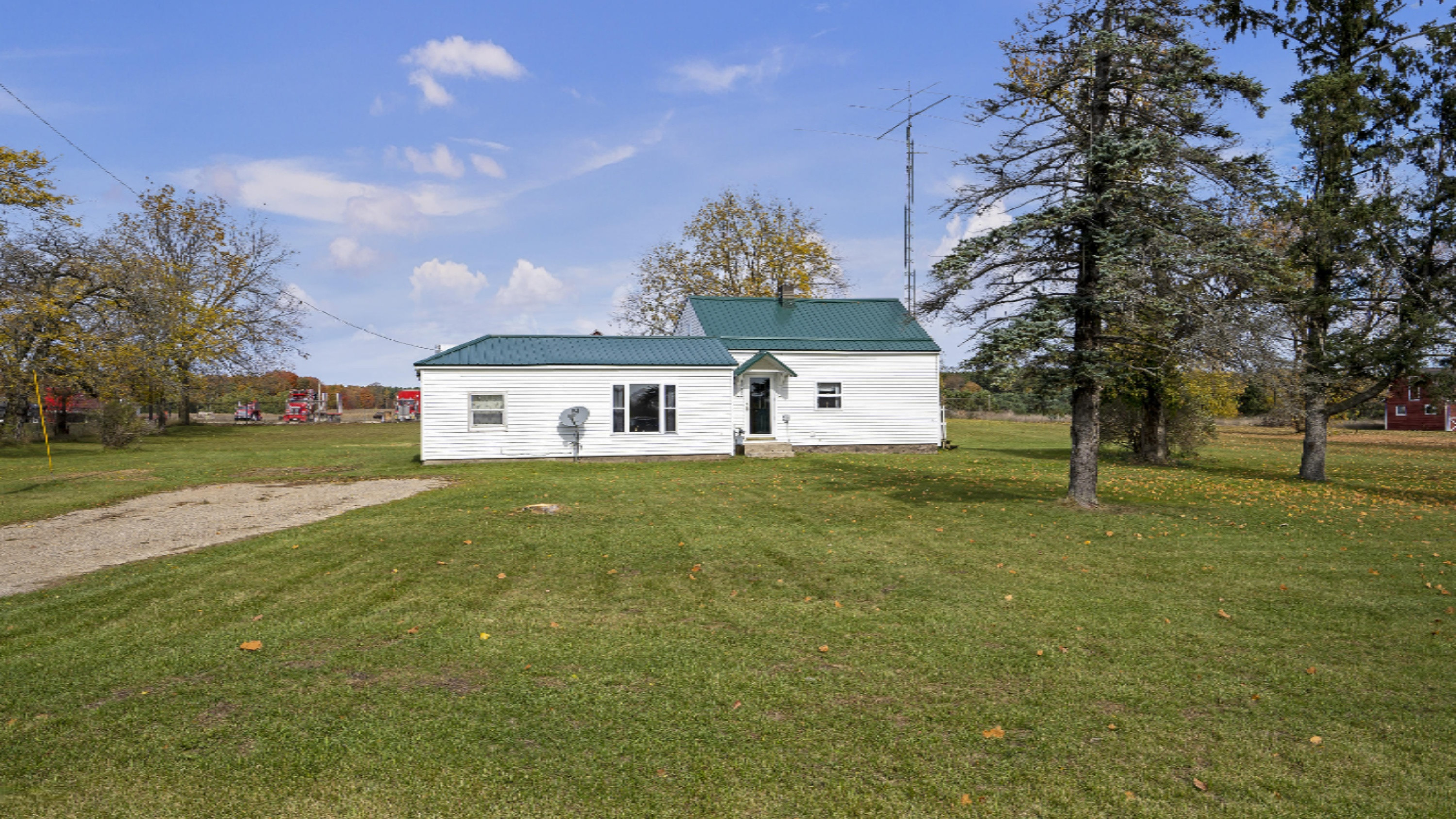 21310 Meceola Road Paris, MI 49338 - Photo 4 of 31 DSC00424-r