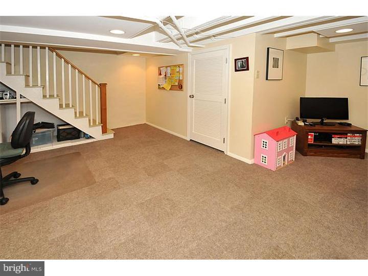 646 Croyden Road Cheltenham, PA 19012 - Photo 18 of 25 Basement - Finished