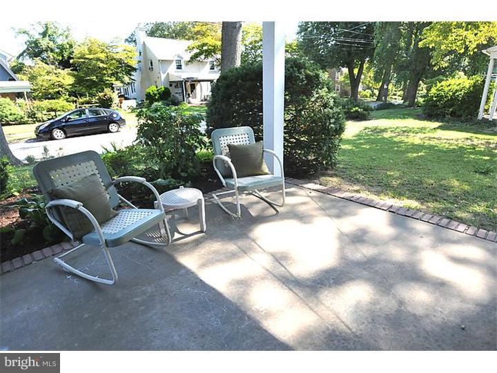 646 Croyden Road Cheltenham, PA 19012 - Photo 3 of 25 Porch