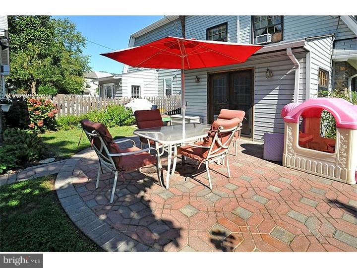 646 Croyden Road Cheltenham, PA 19012 - Photo 22 of 25 Patio