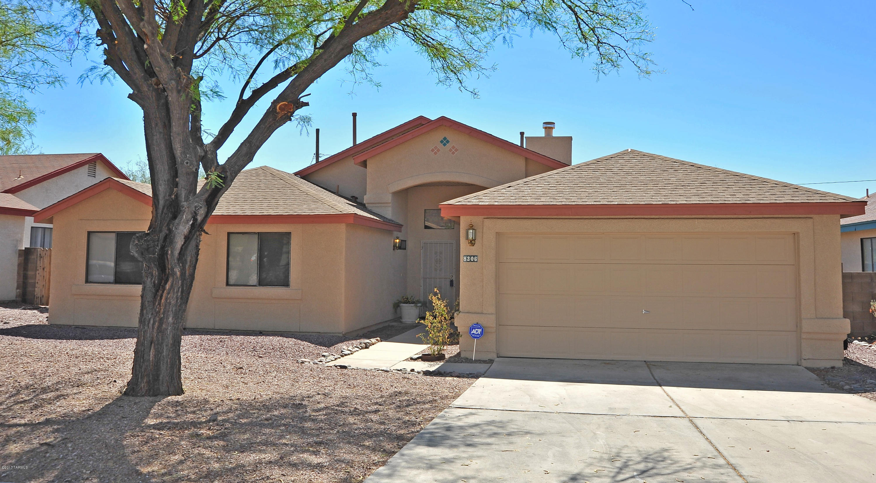 8206 East Mesquite Ridge Circle Tucson, AZ 85710 - Photo 2 of 42