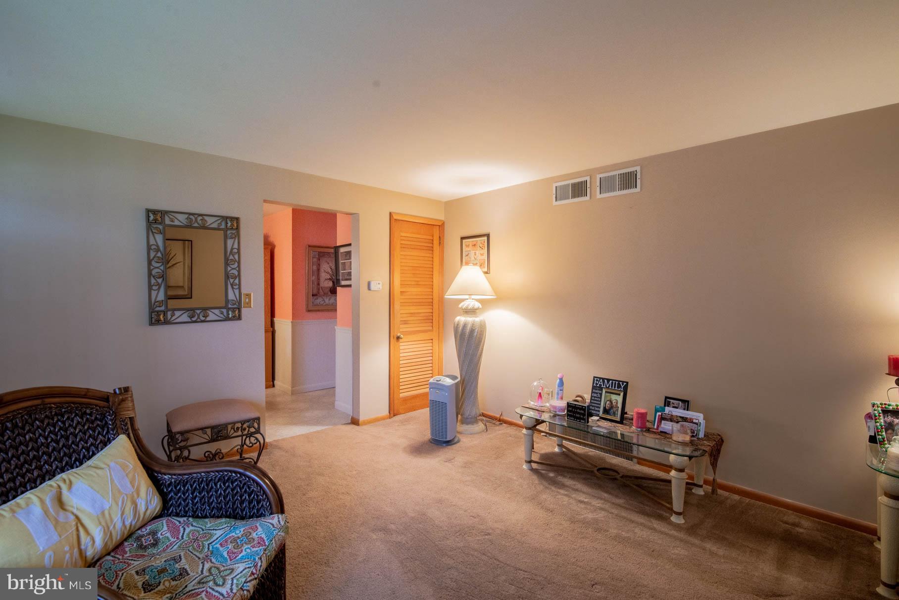 2158 Derry Road York, PA 17408 - Photo 14 of 41