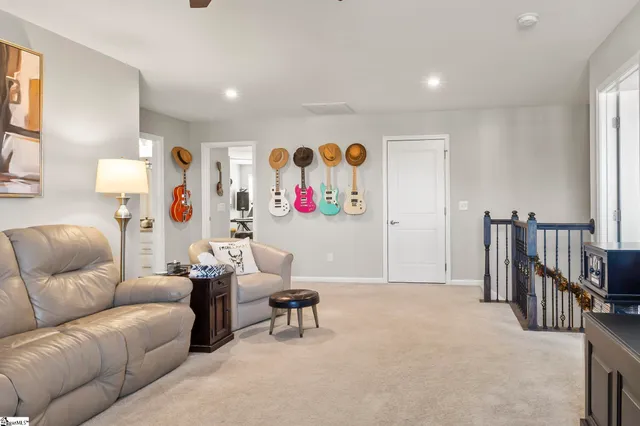 $475,000 | 105 Fawn Hill Drive, Simpsonville, SC 29681