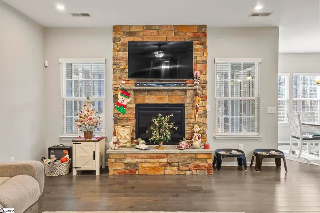 $475,000 | 105 Fawn Hill Drive, Simpsonville, SC 29681