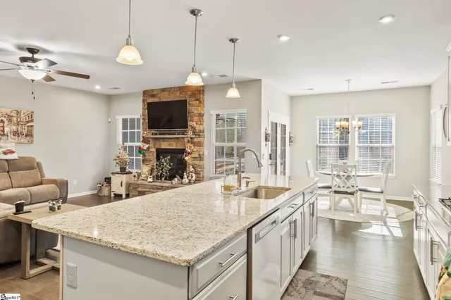 $475,000 | 105 Fawn Hill Drive, Simpsonville, SC 29681