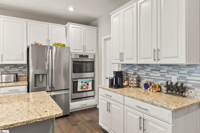 $475,000 | 105 Fawn Hill Drive, Simpsonville, SC 29681