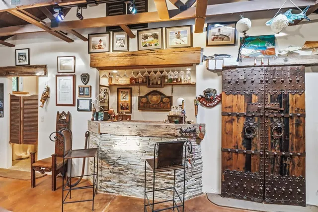 a view of front of house with a yard