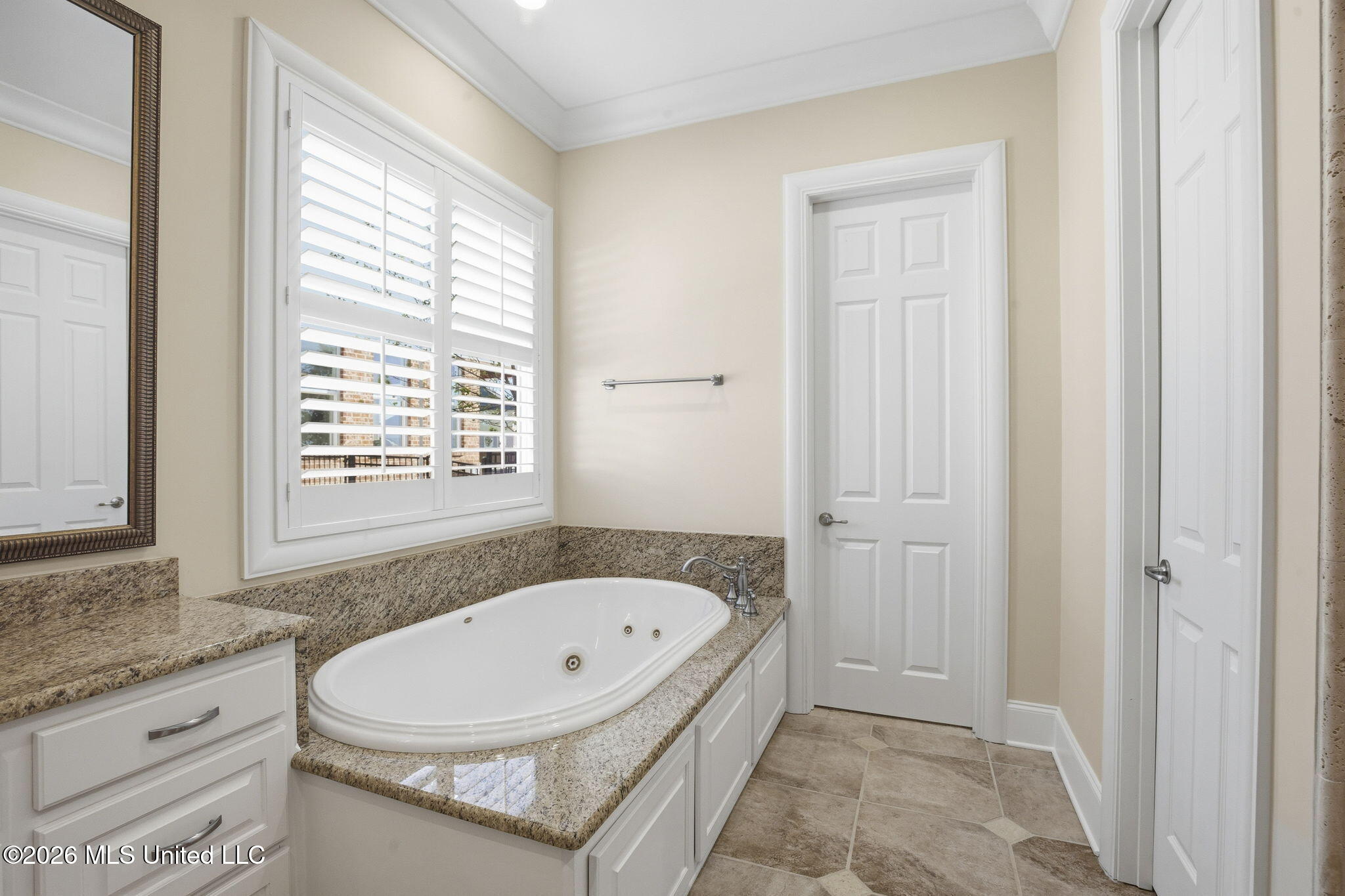 504 Port Arbor Brandon, MS 39047 - Photo 32 of 103 Jetted Tub