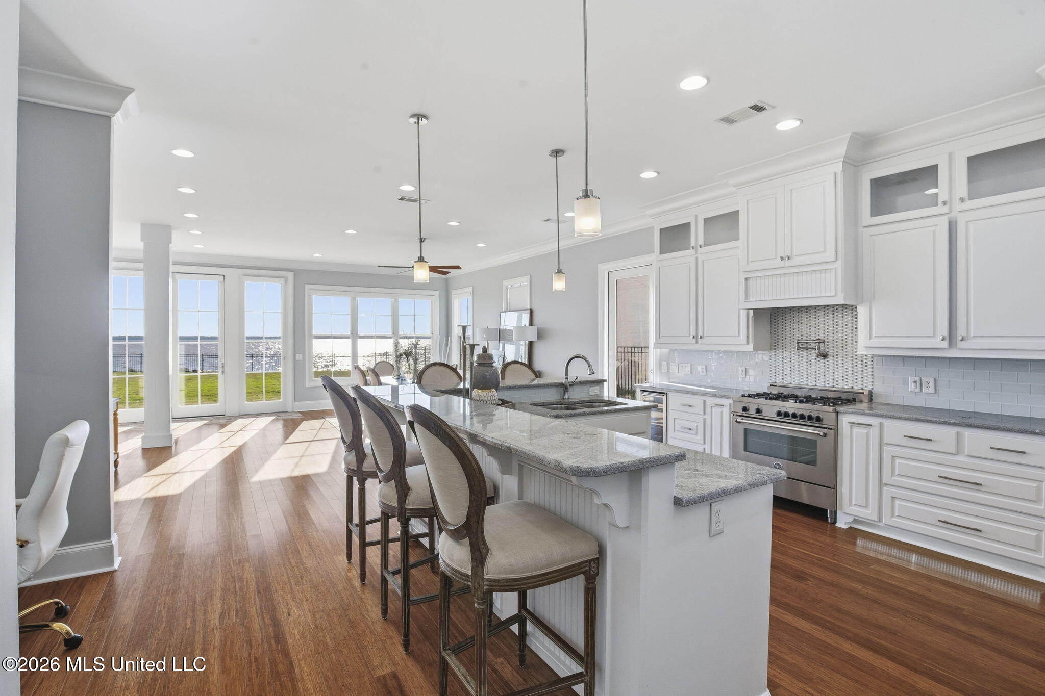 504 Port Arbor Brandon, MS 39047 - Photo 5 of 103 Kitchen with Views