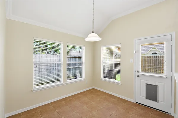 $2,150 | 7018 Chapel Meadow Lane, Richmond, TX 77407