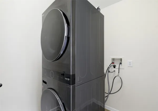 $2,150 | 7018 Chapel Meadow Lane, Richmond, TX 77407