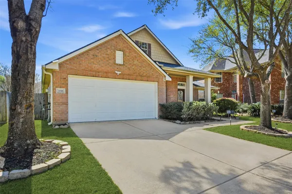$2,150 | 7018 Chapel Meadow Lane, Richmond, TX 77407