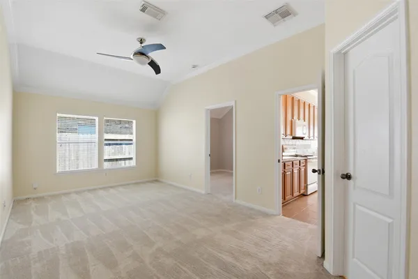 $2,150 | 7018 Chapel Meadow Lane, Richmond, TX 77407