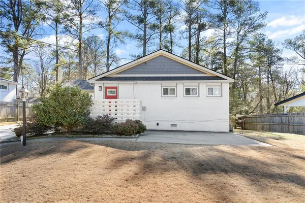 $2,800 | 2026 Harwinor Road Southeast, Smyrna, GA 30082