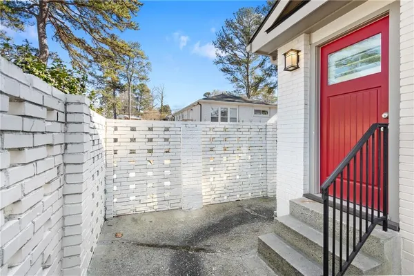 $2,800 | 2026 Harwinor Road Southeast, Smyrna, GA 30082