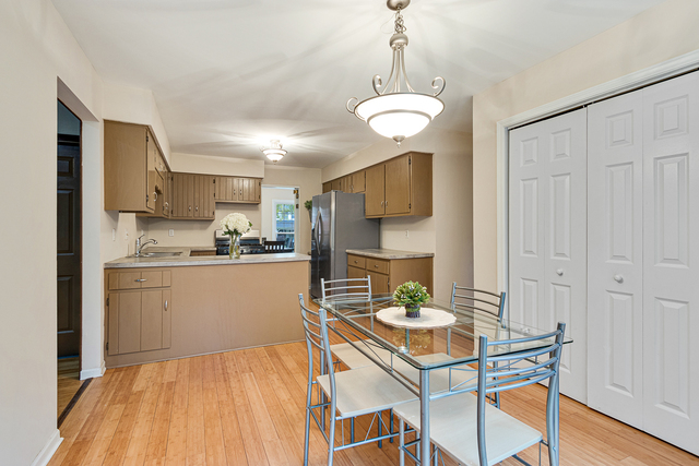 33 Cedar Gate Circle Sugar Grove, IL 60554 - Photo 11 of 30