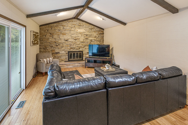 33 Cedar Gate Circle Sugar Grove, IL 60554 - Photo 12 of 30