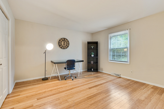 33 Cedar Gate Circle Sugar Grove, IL 60554 - Photo 15 of 30