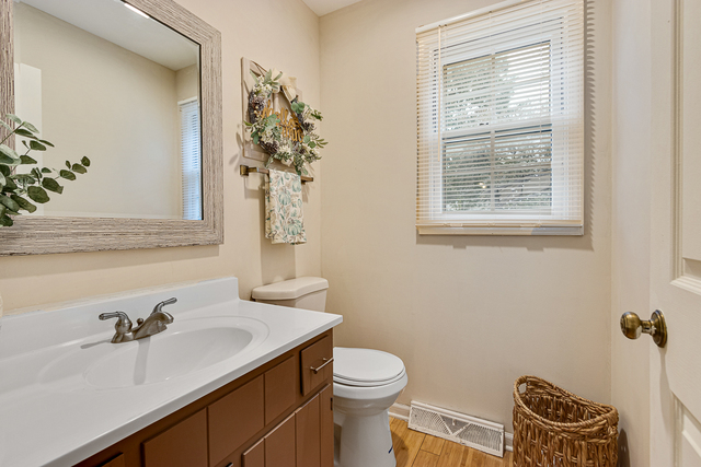 33 Cedar Gate Circle Sugar Grove, IL 60554 - Photo 16 of 30