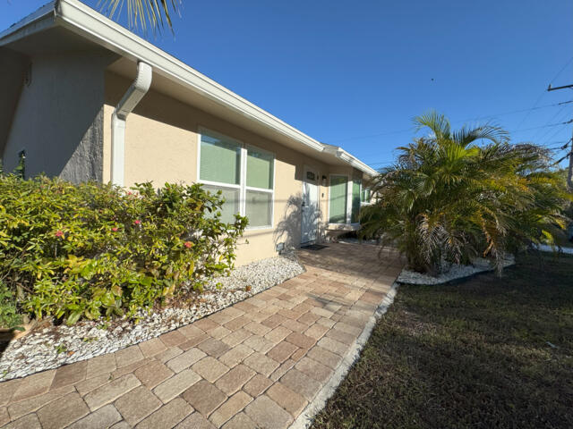 9420 Nickels Boulevard Boynton Beach, FL 33436 - Photo 5 of 57 a view of a back yard of the house