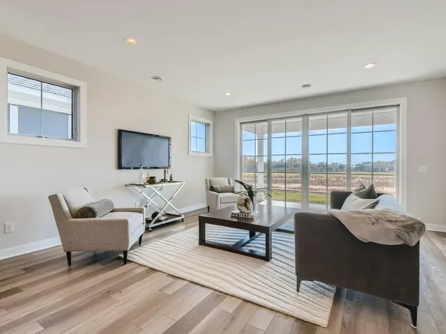 $455,000 | Xxx2 217th Street West, Farmington, MN 55024