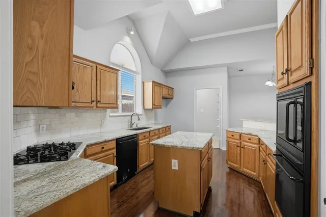 $375,000 | 8502 Linda Vista Drive, Rowlett, TX 75088