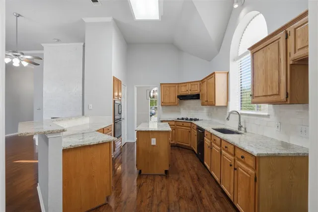 $375,000 | 8502 Linda Vista Drive, Rowlett, TX 75088