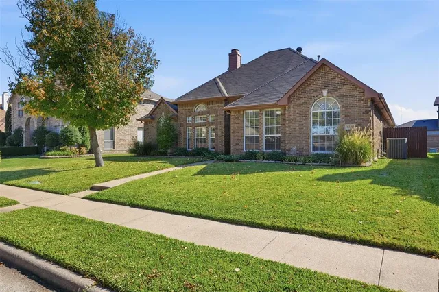 $375,000 | 8502 Linda Vista Drive, Rowlett, TX 75088