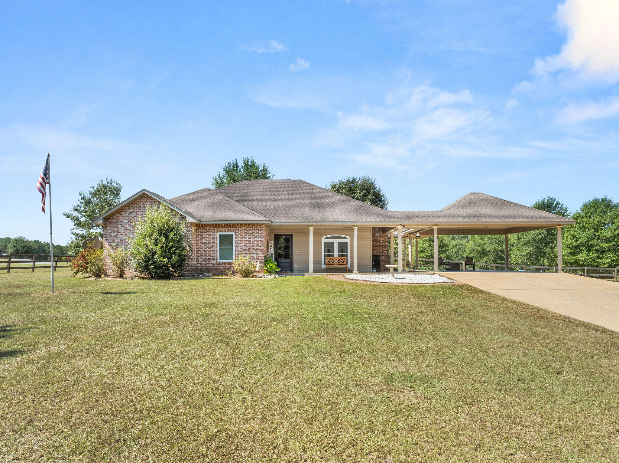 886 Castor Lake Road Leesville, LA 71446 - Photo 2 of 27 Gallery Image 2