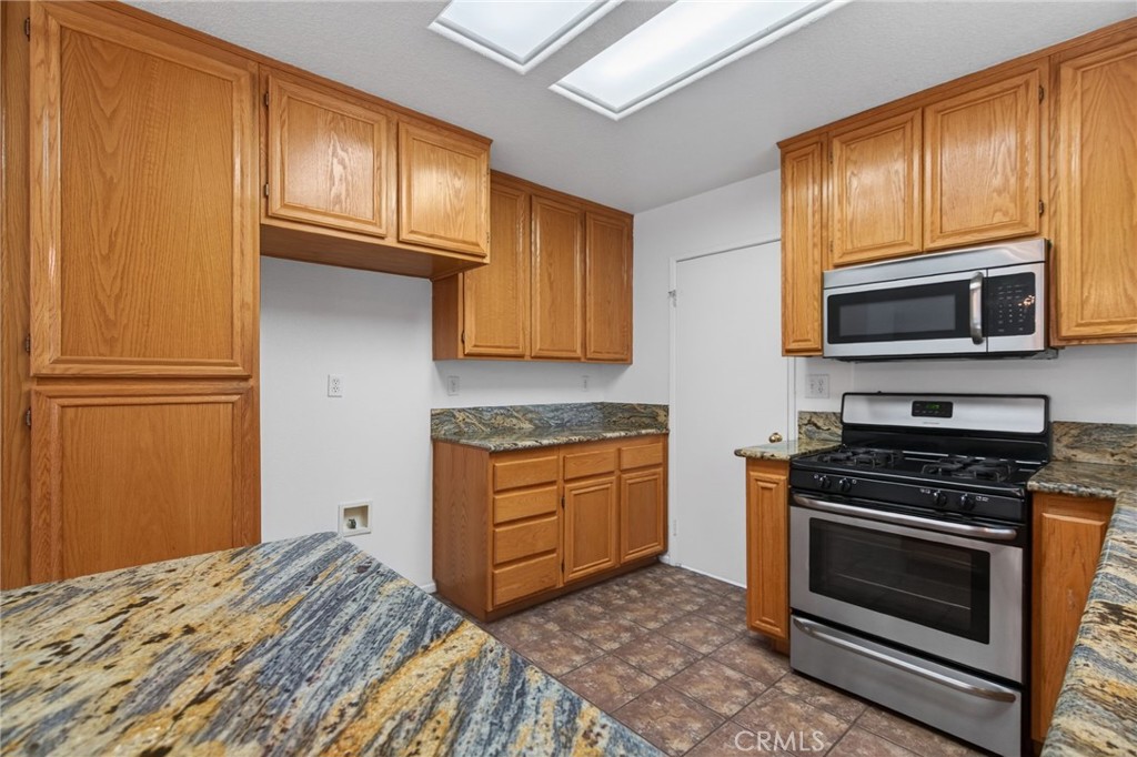 1524 Stockport Drive Riverside, CA 92507 - Photo 18 of 41