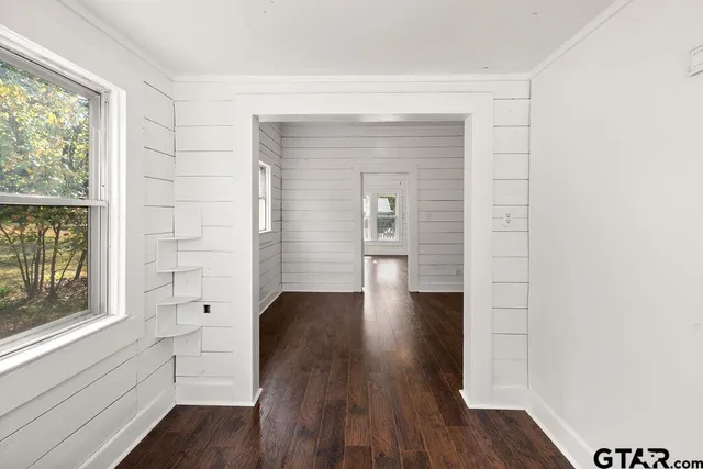 $130,000 | 241 Ayers Street, Frankston, TX 75763