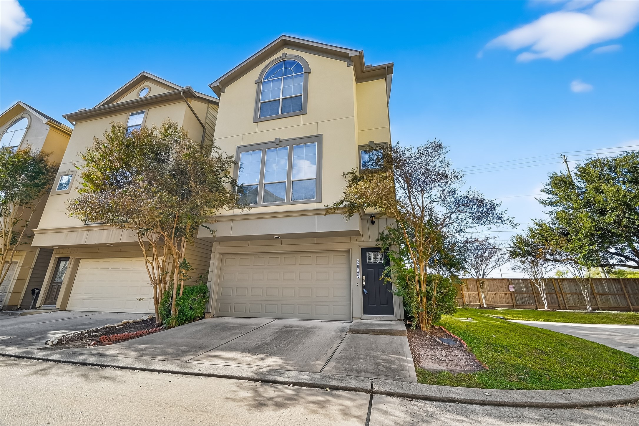 3019 Clearview Circle Houston, TX 77025 - Photo 3 of 42 a front view of a house with garden