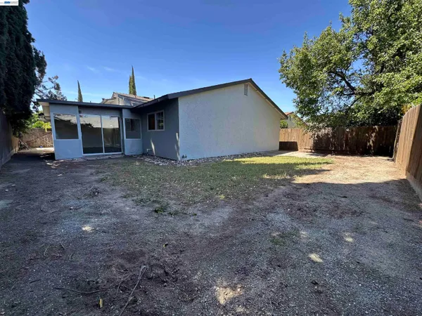 $510,000 | 554 Chestnut Avenue, Tracy, CA 95376