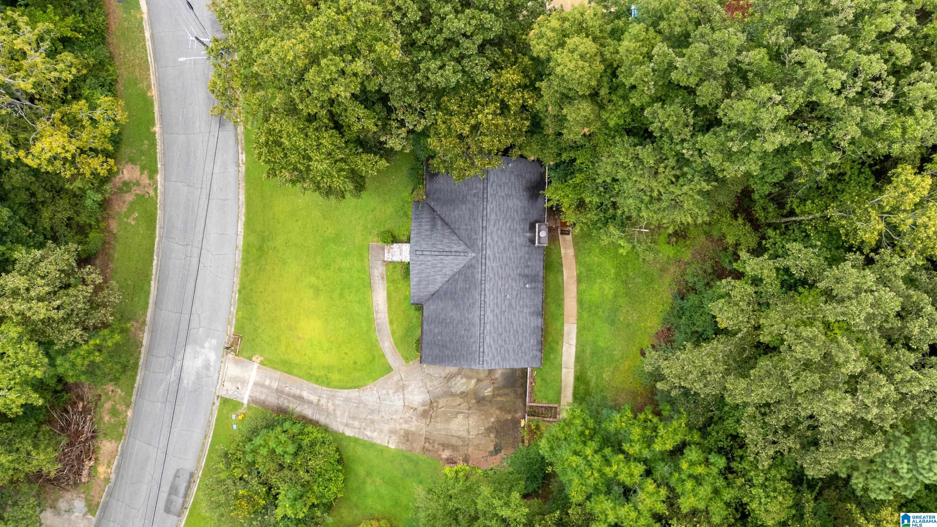 1024 Henry Drive Alabaster, AL 35007 - Photo 32 of 36
