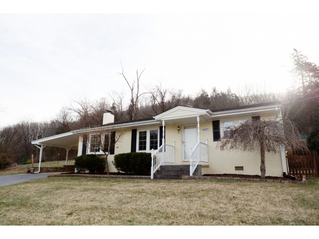 1627 Southside Road Elizabethton, TN 37643 - Photo 1 of 12 Photo 1