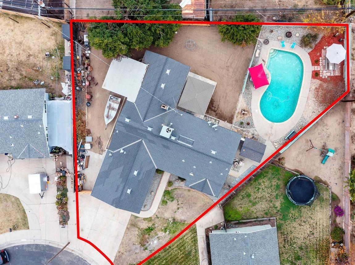 2637 Dewitt Avenue Clovis, CA 93612 - Photo 24 of 25 an aerial view of a house