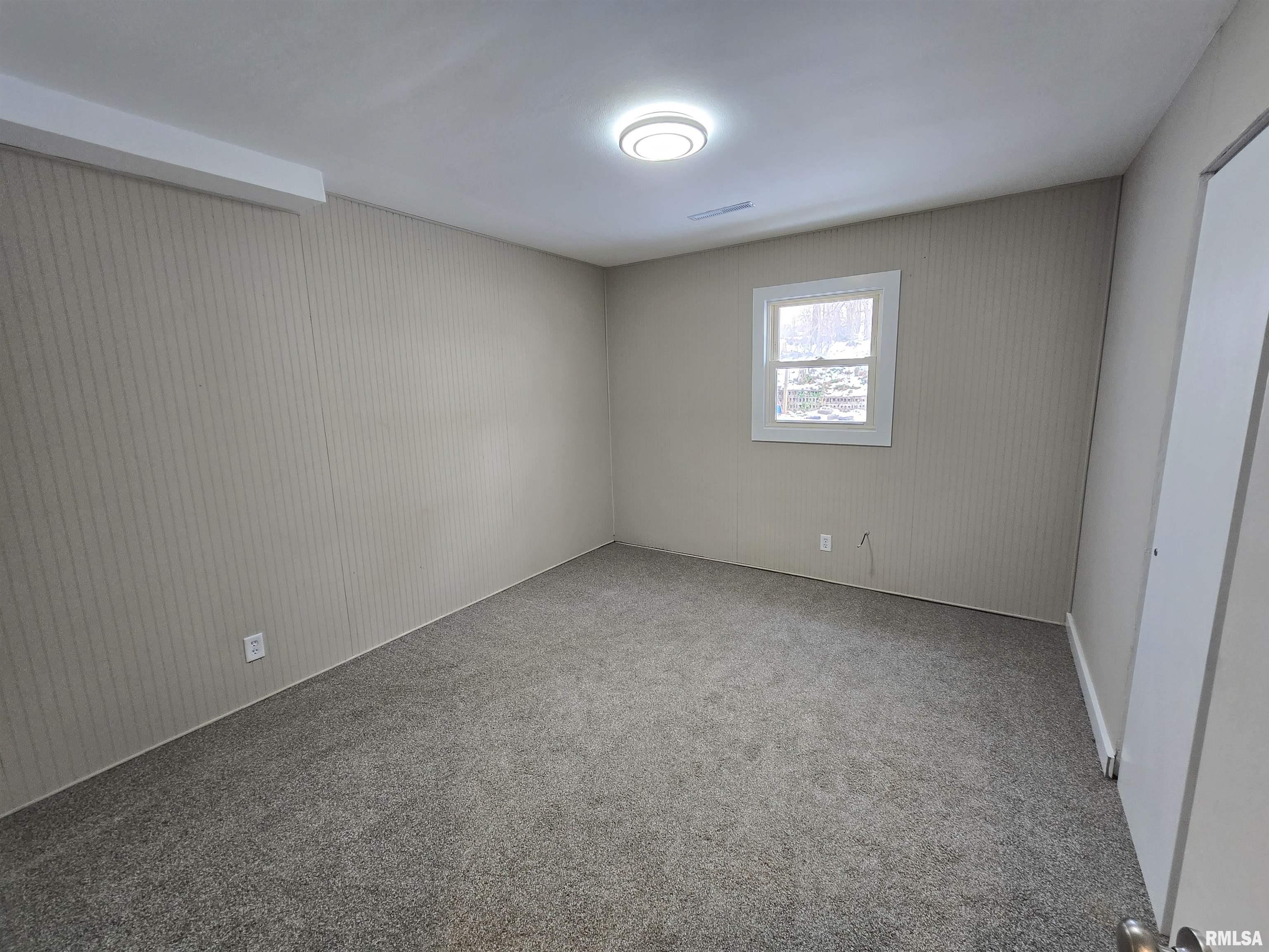 1114 North 15th Street Pekin, IL 61554 - Photo 11 of 13