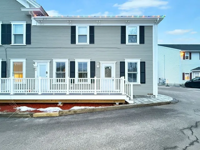 $2,799 | 264 Middlesex Road, Unit 264, Tyngsborough, MA 01879