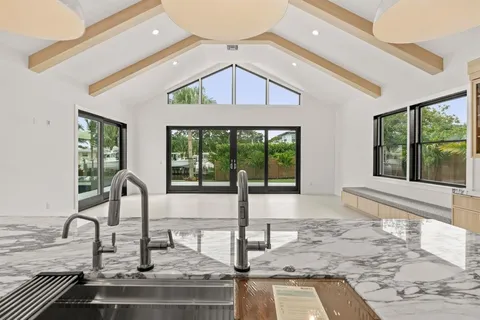 $4,950,000 | 8 Leeward Circle, Jupiter, FL 33469