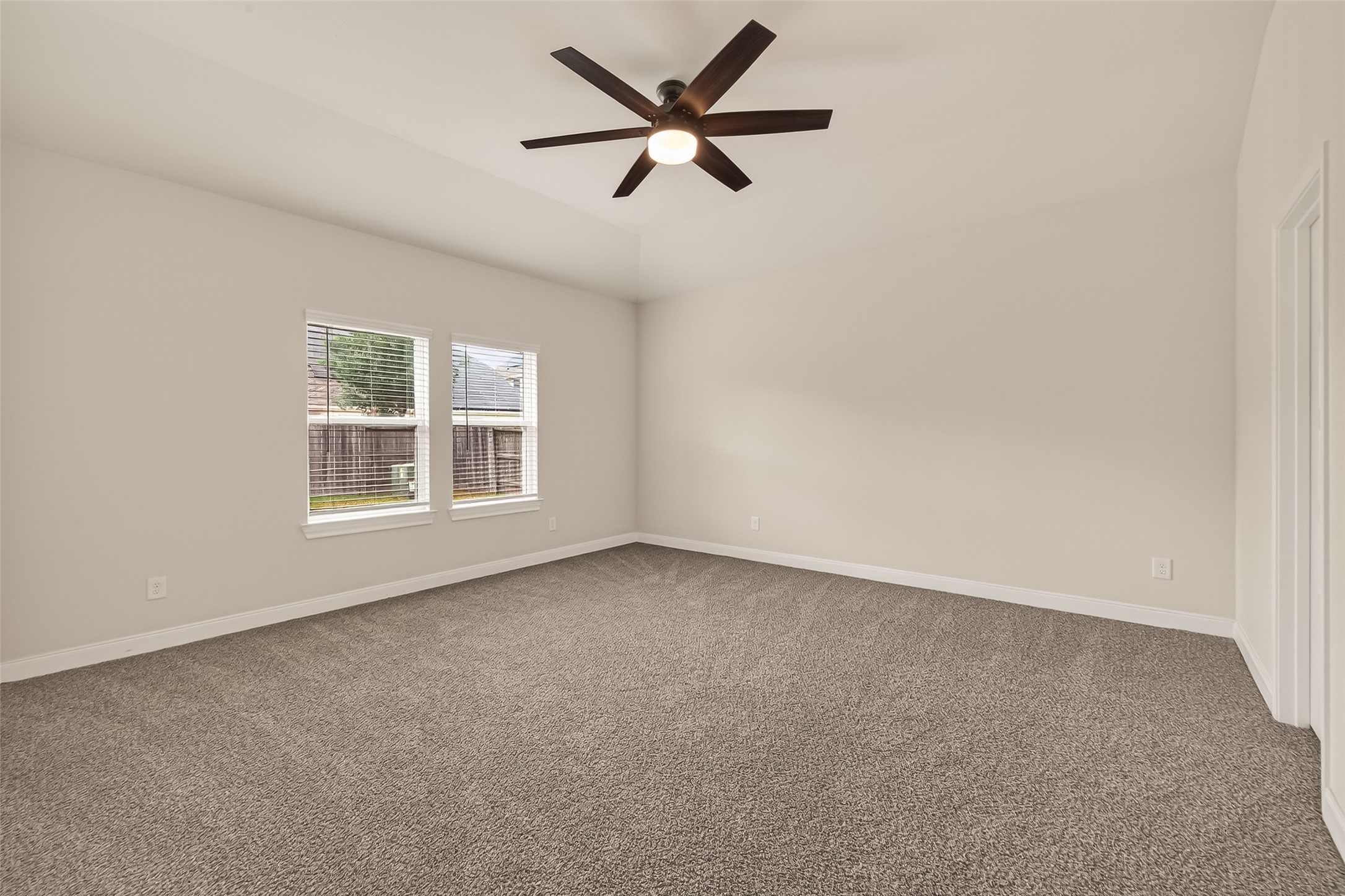 4231 Reese Ravine Lane Katy, TX 77493 - Photo 29 of 32 Another look at the third upstairs secondary bedroom that has a convenient ensuite bathroom.