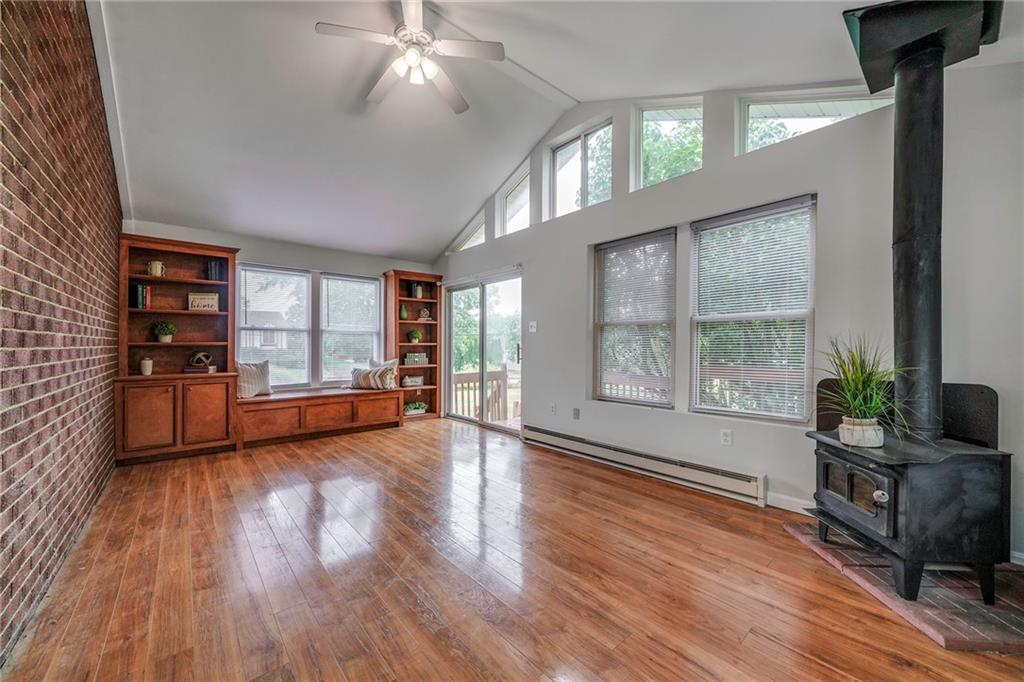 1 Summit Drive McKees Rocks, PA 15136 - Photo 8 of 25 a living room with furniture and a wooden floor