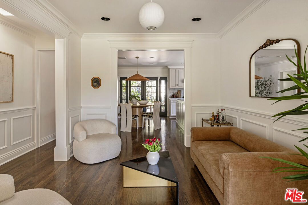 3712 Muirfield Road South Los Angeles, CA 90016 - Photo 7 of 33