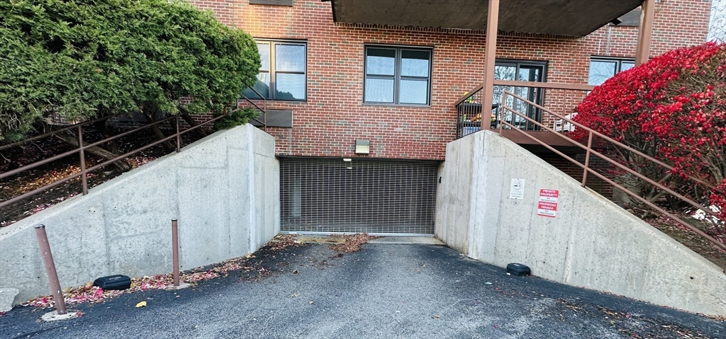 605 Eastern Avenue, Unit 211 Lynn, MA 01902 - Photo 25 of 29 a view of a house with backyard