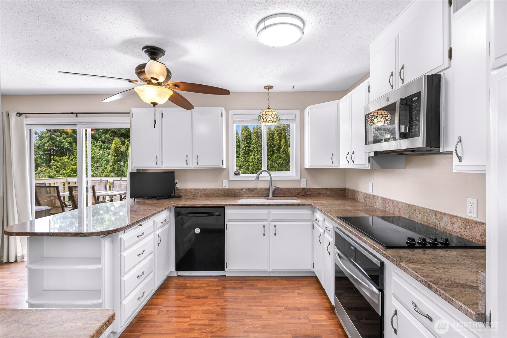 2721 McLeod Road Bellingham, WA 98225 - Photo 17 of 37 Gallery Image 17