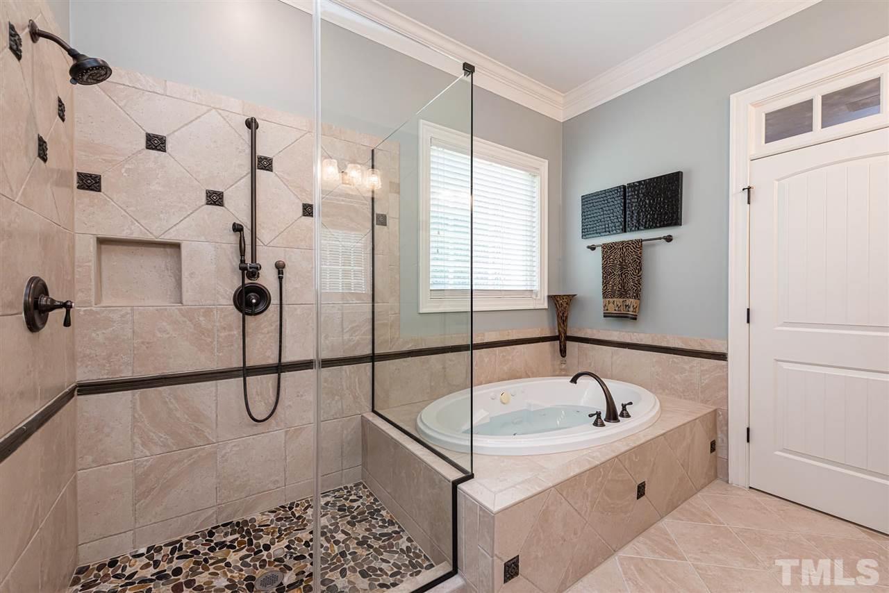 2024 Macon Ridge Road Raleigh, NC 27613 - Photo 20 of 30 Whirlpool Tub. Private water closet