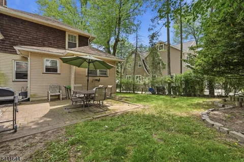 $529,000 | 112 Grove Avenue, Verona, NJ 07044