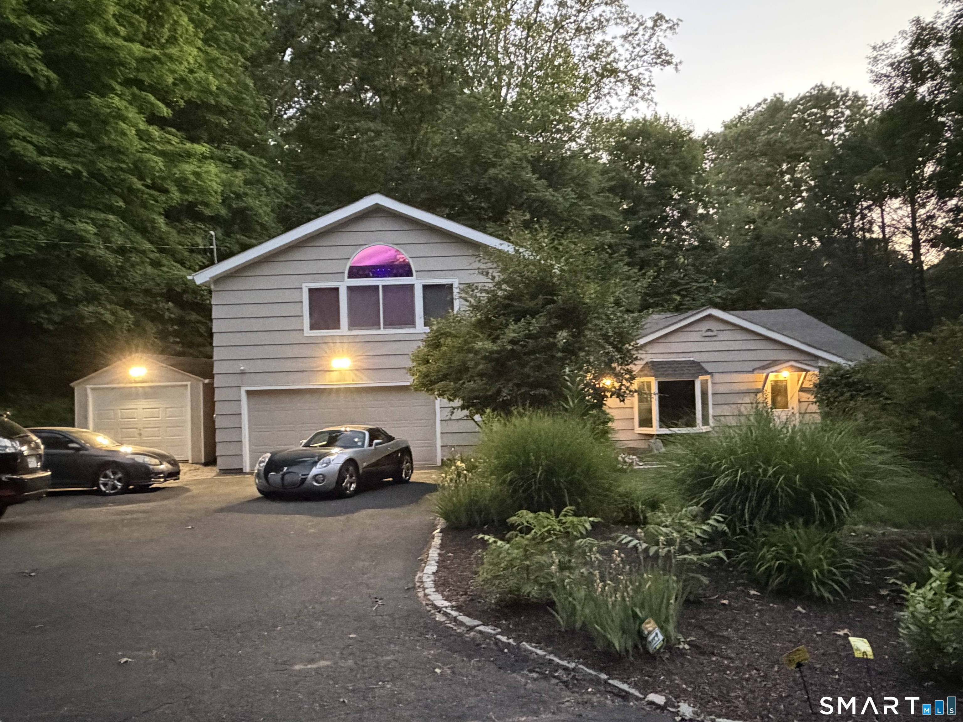 39 Cottage Street Monroe, CT 06468 - Photo 1 of 28